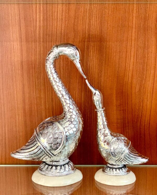 Har G Silver Bring Harmony to Your Home with a Pair of 10" and 8" coupled Swans, Sculpted in 999 Pure Silver