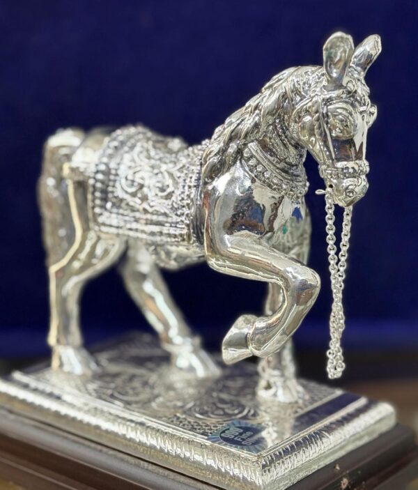 Har G Silver 999 Pure Silver Plated Horse Statue for Home-Office Décor - Image 2