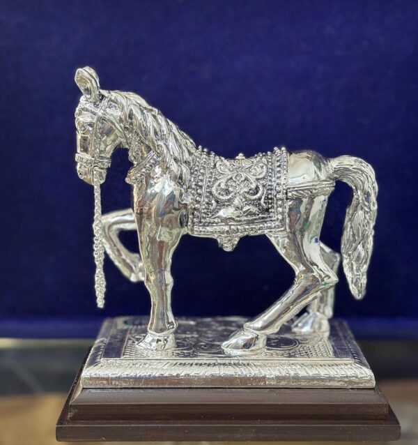 Har G Silver 999 Pure Silver Plated Horse Statue for Home-Office Décor